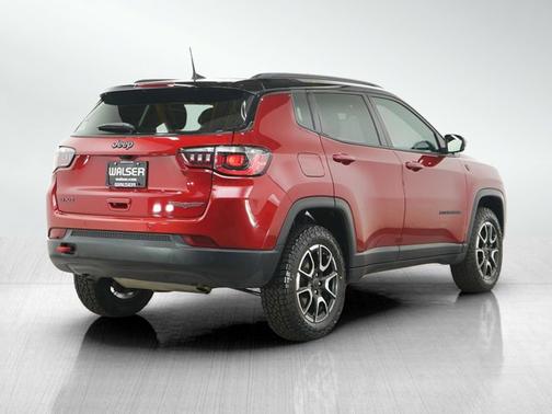 Red Hot Pearlcoat 2025 Jeep Compass Trailhawk