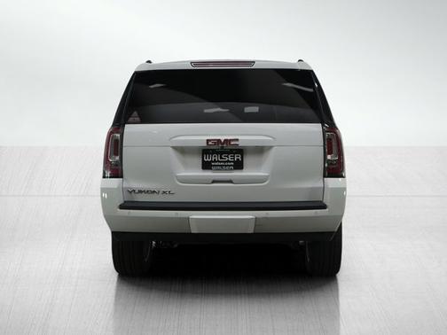 2017 GMC Yukon XL SLT