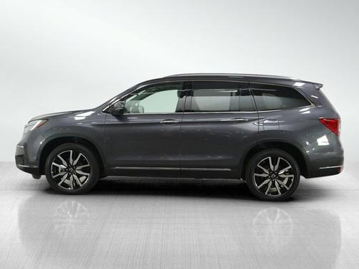 2022 Honda Pilot Touring 7-Passenger