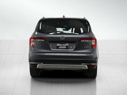 2022 Honda Pilot Touring 7-Passenger