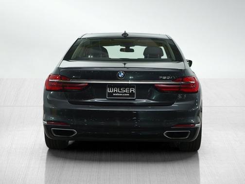 2018 BMW 750 i xDrive