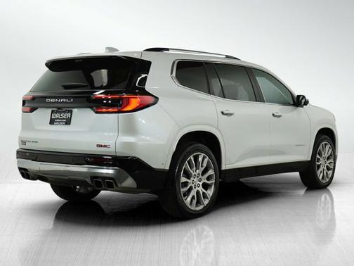 2025 GMC Acadia Denali