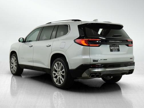 2025 GMC Acadia Denali