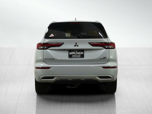 2023 Mitsubishi Outlander PHEV SEL