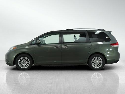 2014 Toyota Sienna XLE