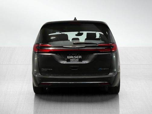 2023 Chrysler Pacifica Hybrid Hybrid Limited
