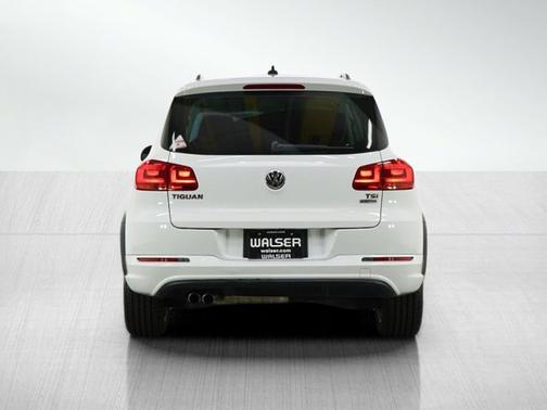 2017 Volkswagen Tiguan Sport
