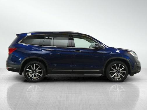 2022 Honda Pilot Touring 7-Passenger