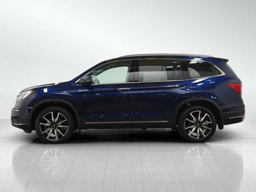 2022 Honda Pilot Touring 7-Passenger