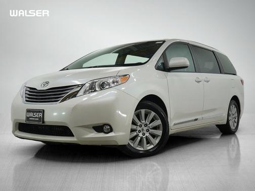 2015 Toyota Sienna XLE