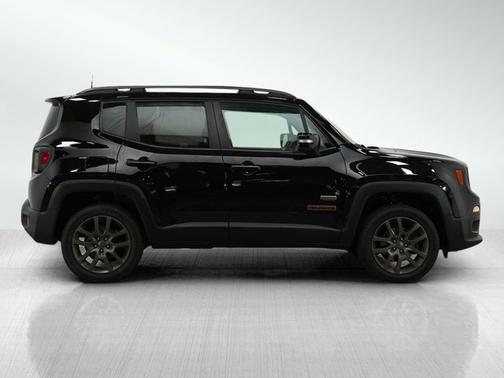 2016 Jeep Renegade 75th Anniversary