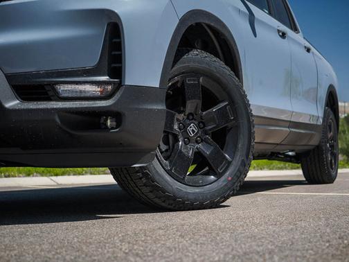 2025 Honda Ridgeline Black Edition