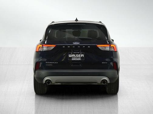 2021 Ford Escape Titanium Hybrid