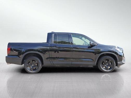 Crystal Black Pearl 2024 Honda Ridgeline Black Edition