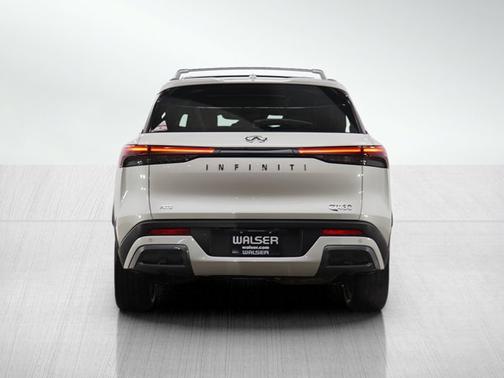 2022 INFINITI QX60 LUXE