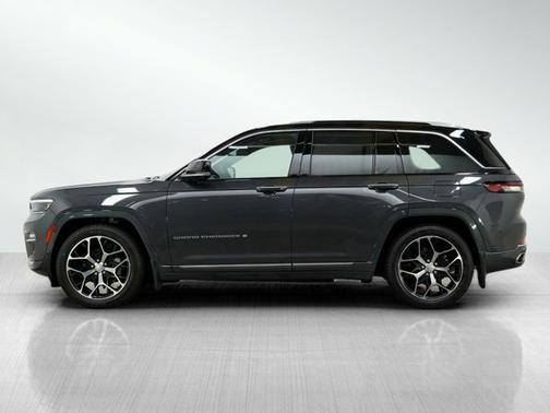 2022 Jeep Grand Cherokee Summit Reserve