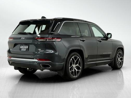 2022 Jeep Grand Cherokee Summit Reserve