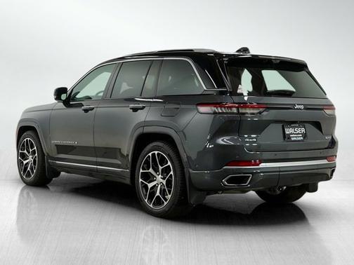 2022 Jeep Grand Cherokee Summit Reserve
