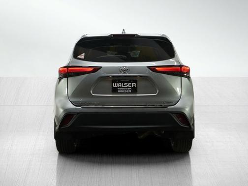 2023 Toyota Highlander XLE AWD (Natl)