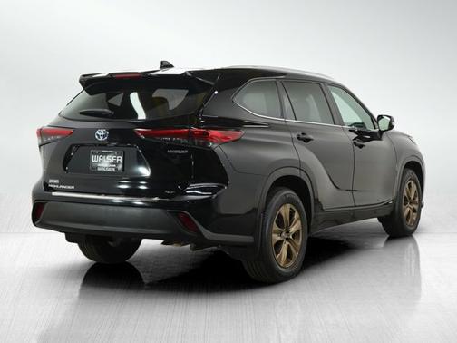 2023 Toyota Highlander Hybrid Hybrid Bronze Edition