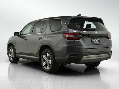 2024 Honda Pilot EX-L 8 Passenger