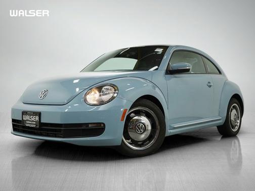 2013 Volkswagen Beetle 25L Hatchback
