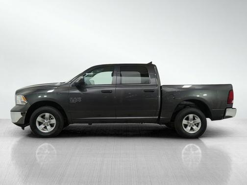 2023 RAM 1500 SLT