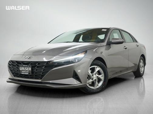 2023 Hyundai ELANTRA SE
