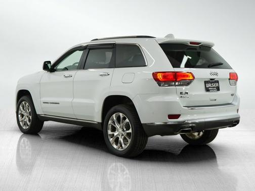 2019 Jeep Grand Cherokee Summit