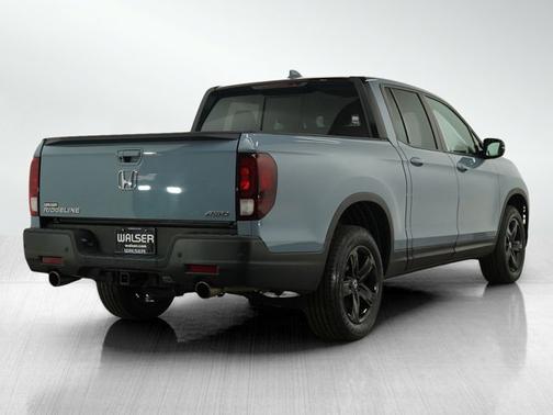 2022 Honda Ridgeline Black Edition