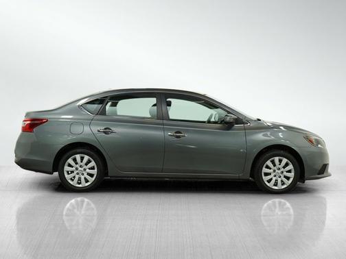 2016 Nissan Sentra SV