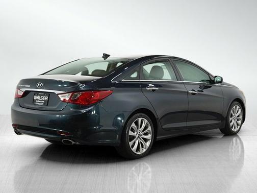 2013 Hyundai SONATA SE