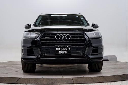 Photo 2 of 32 of 2018 Audi Q7 3.0T Prestige