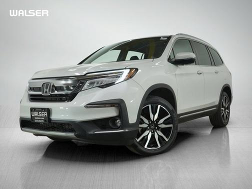 2022 Honda Pilot Touring 8-Passenger