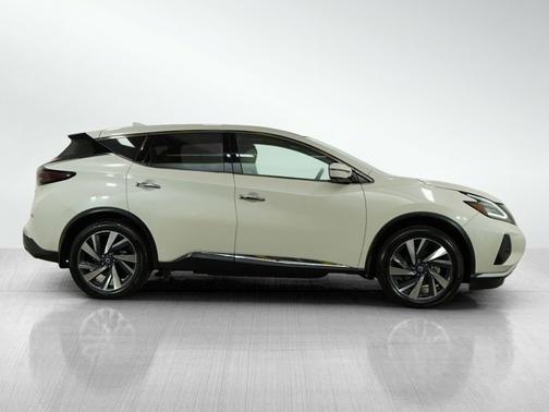 2022 Nissan Murano SL