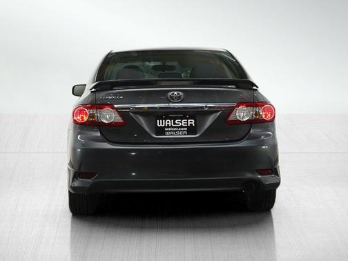 2013 Toyota Corolla S Sedan 4D