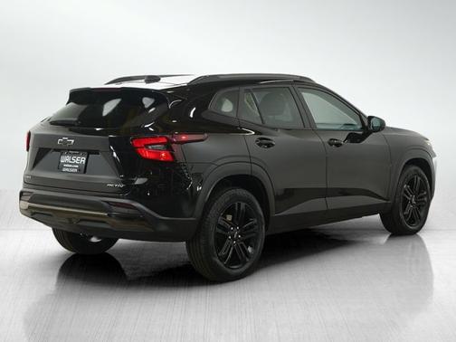 Black 2025 Chevrolet Trax ACTIV