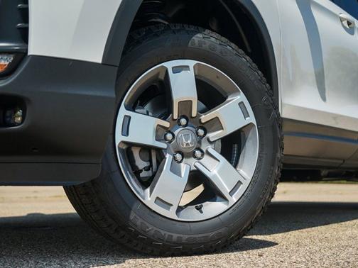 Platinum White Pearl 2026 Honda Ridgeline RTL