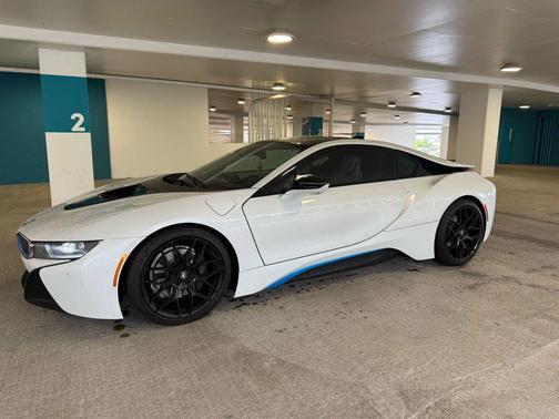 2015 BMW i8 Coupe 2D