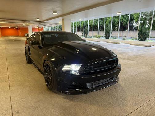 2013 Ford Mustang GT Premium