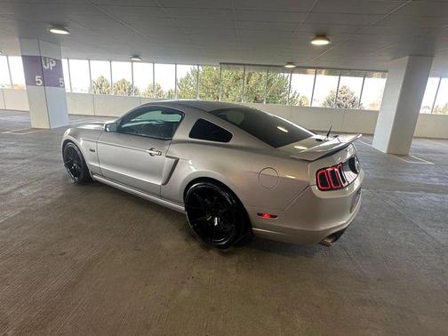 2014 Ford Mustang GT Premium