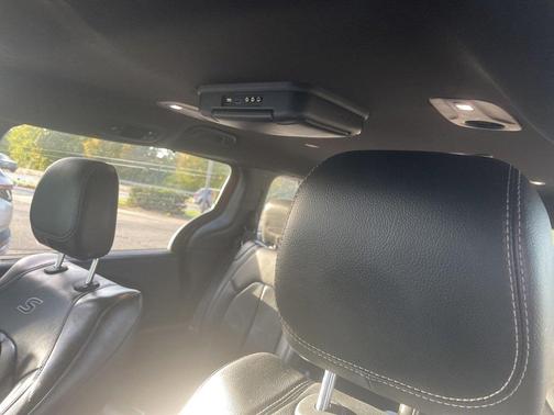 2018 Chrysler Pacifica Touring-L