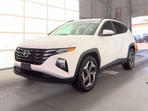 White Pearl 2024 Hyundai TUCSON SEL