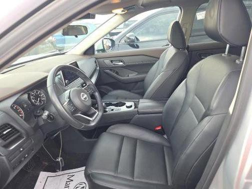 Brilliant Silver Metallic 2023 Nissan Rogue SV