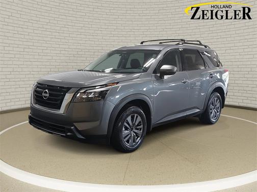2025 Nissan Pathfinder SV 4WD