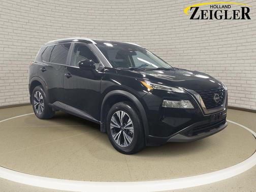 Super Black 2023 Nissan Rogue SV