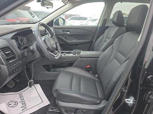 Super Black 2023 Nissan Rogue SV