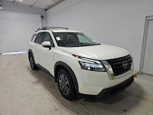 2023 Nissan Pathfinder SV 4WD