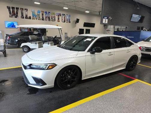 White 2022 Honda Civic Sport