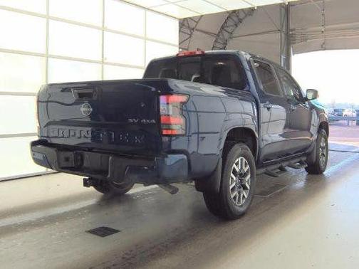 Deep Blue Pearl 2023 Nissan Frontier SV